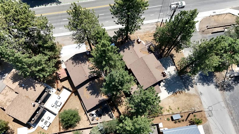 Cabins (United States of America, Big Bear Lake, California)