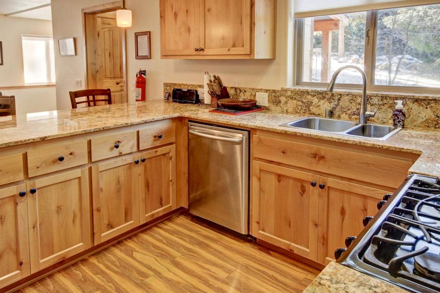 One-Bedroom Vacation Rental Inside Gates of Yosemite National Park, California