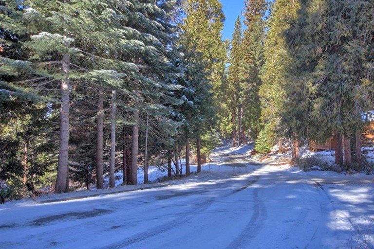 Nature Lodges (Yosemite Park, California, United States)