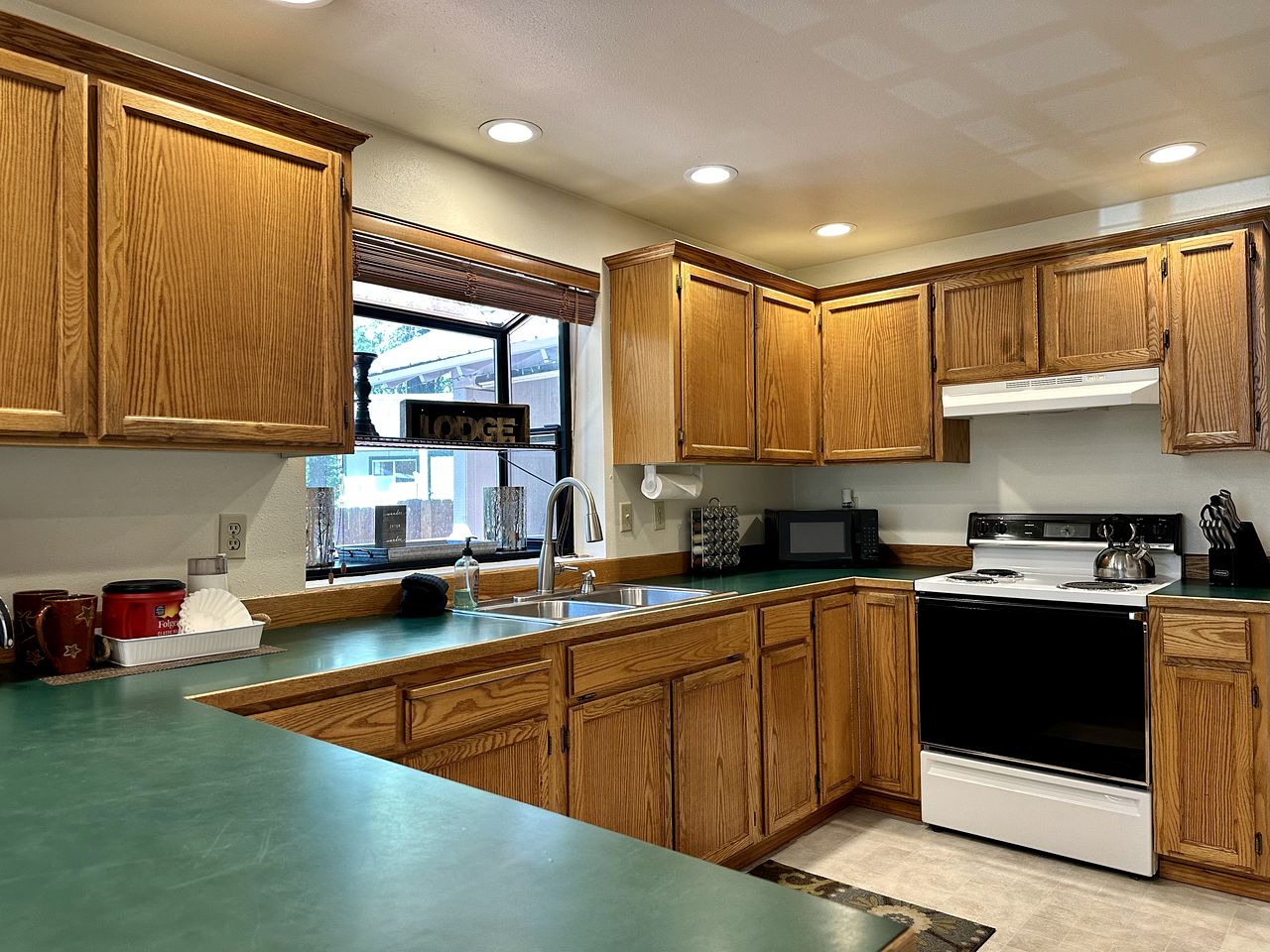 Cute Cabin Perfect Base for Exploring Local Activities in Leavenworth,Washington