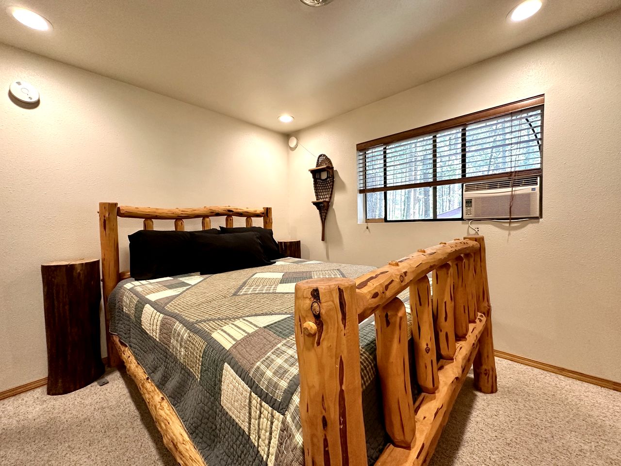 Cute Cabin Perfect Base for Exploring Local Activities in Leavenworth,Washington