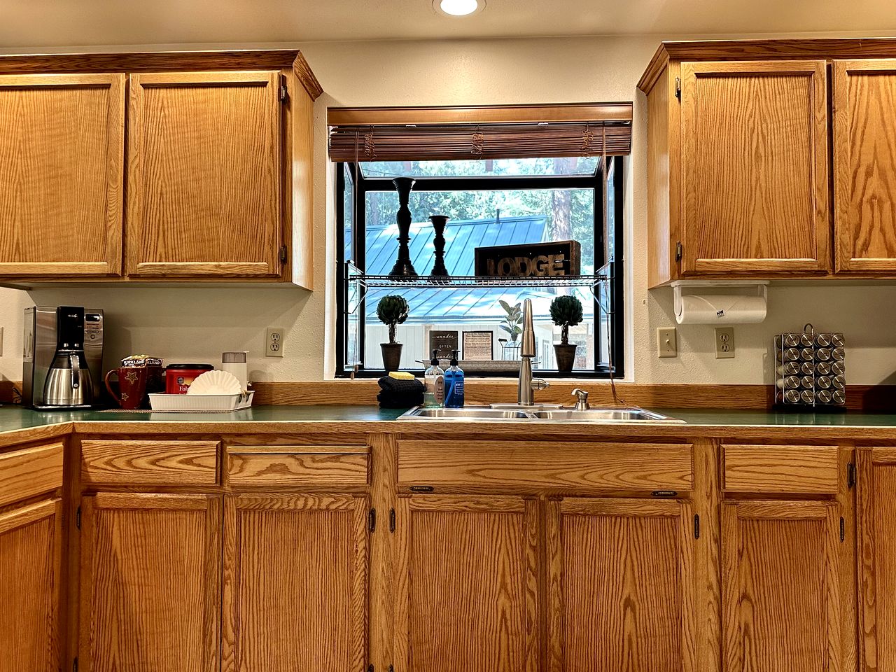Cute Cabin Perfect Base for Exploring Local Activities in Leavenworth,Washington