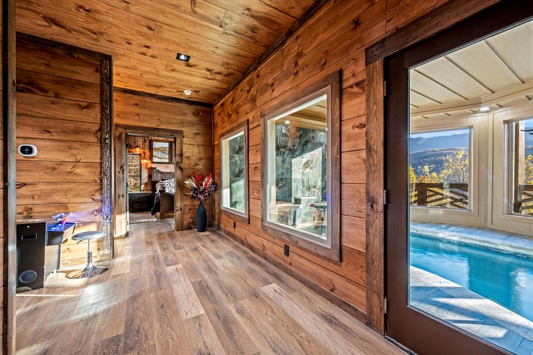 Cabins (United States of America, Gatlinburg, Tennessee)