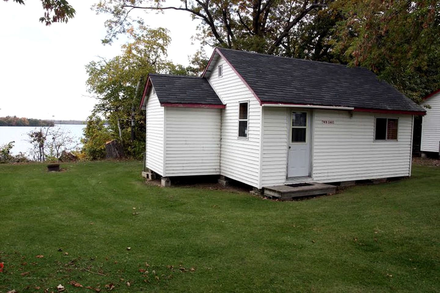 Waterfront Cottages For Rent Near Rice Lake Ontario