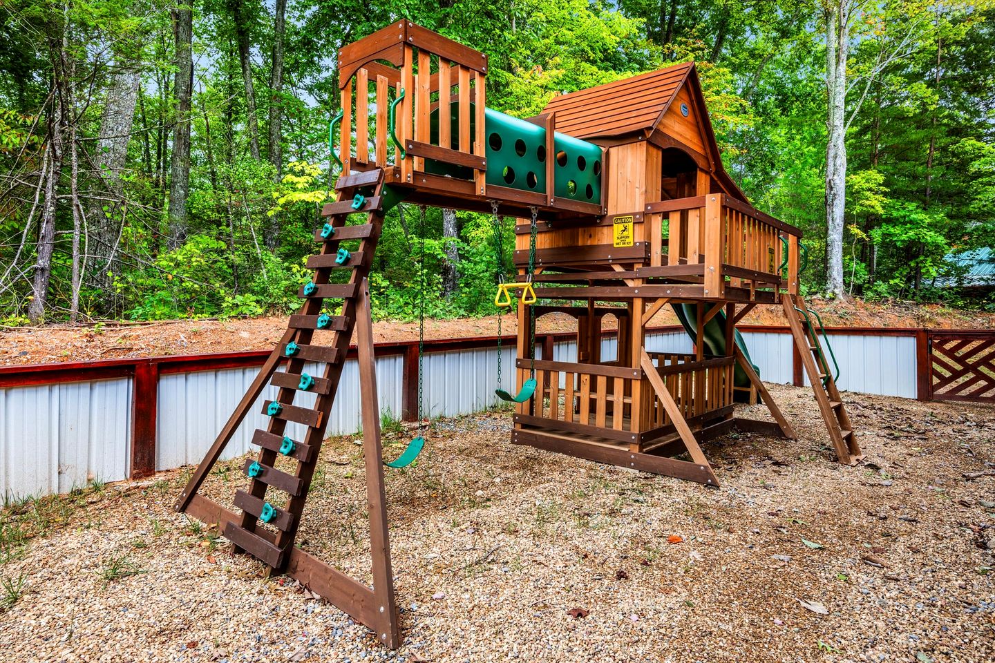 Breathtaking Mountain Cabin with Indoor Pool, Game Space and Theater Room in TN