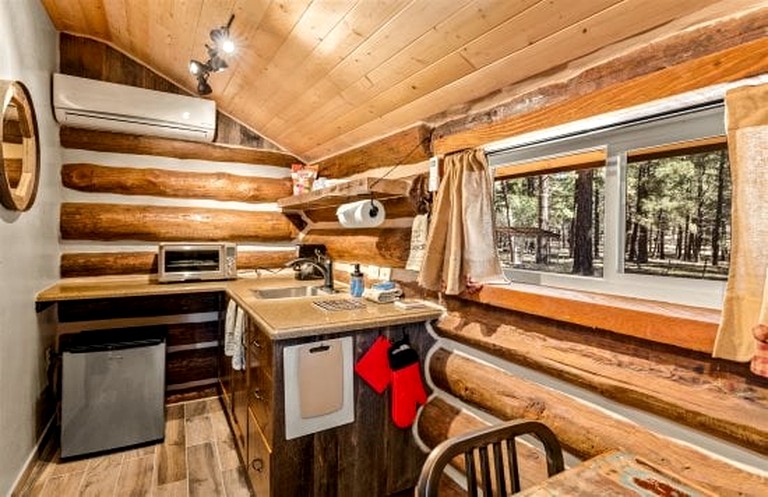 Log Cabins (United States of America, Parks, Arizona)