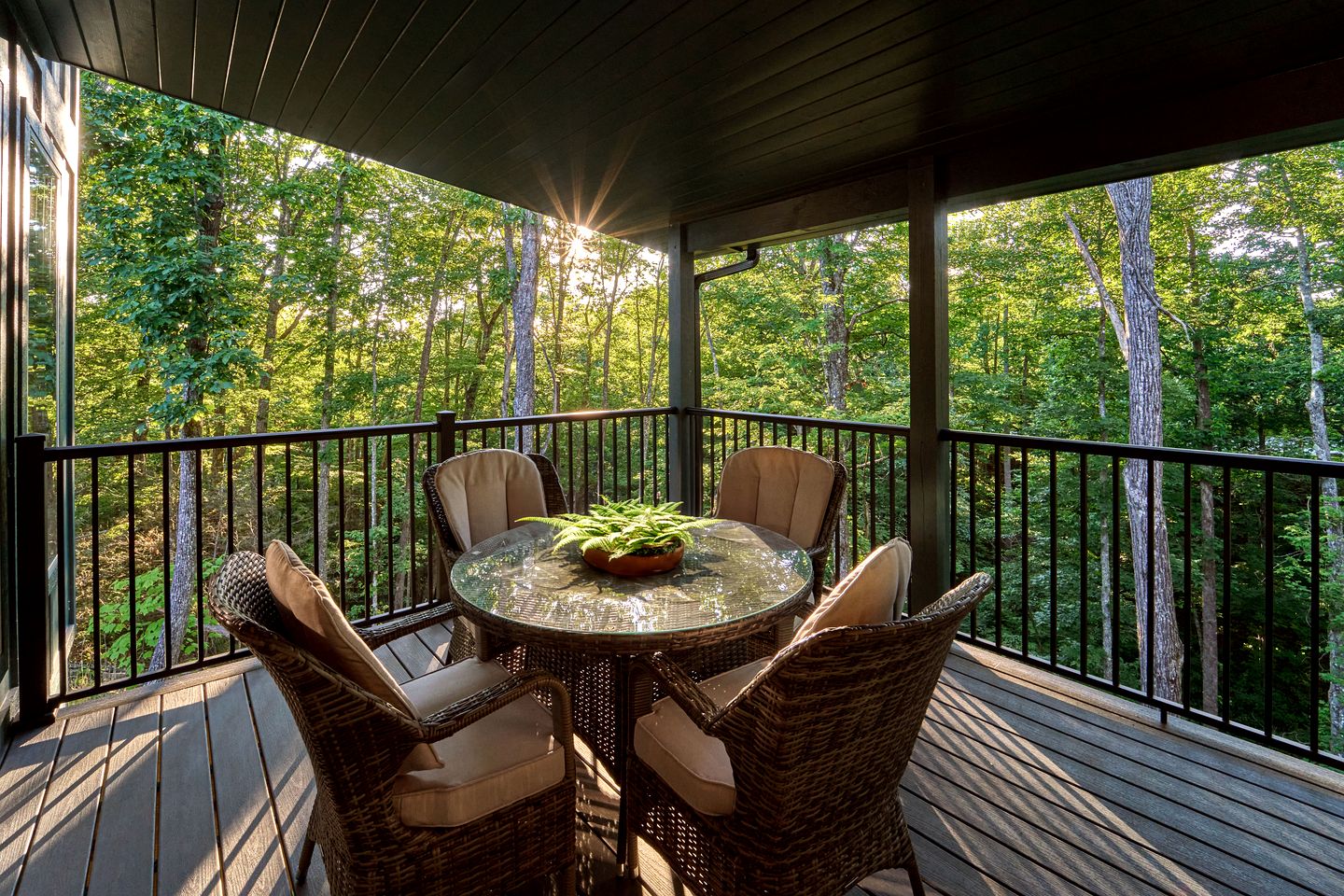 Incredible Getaway Cabin with Pool, Sauna, Hot Tub, and Movie Theater in Gatlinburg, Tennessee