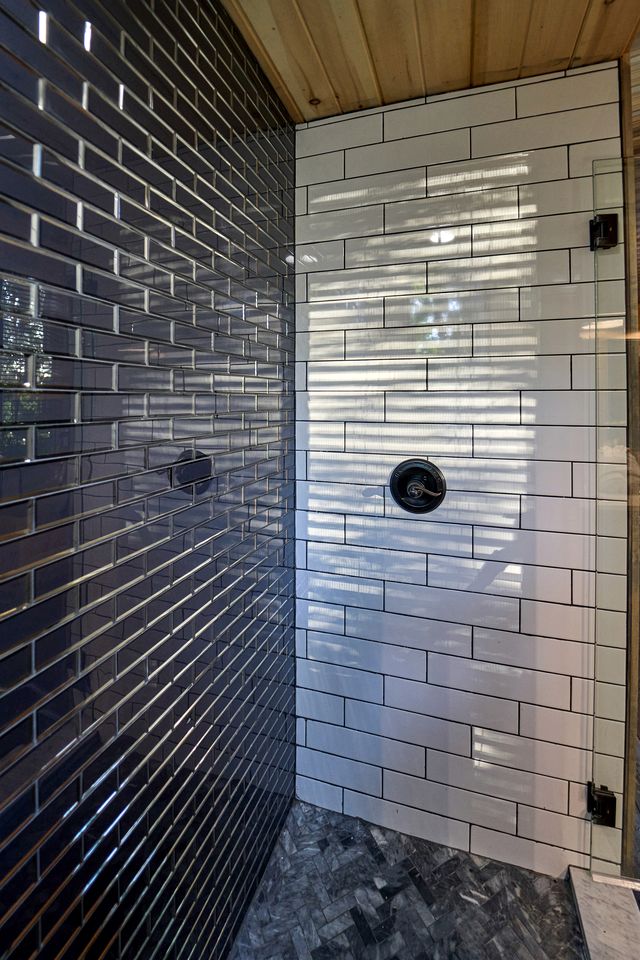 Incredible Getaway Cabin with Pool, Sauna, Hot Tub, and Movie Theater in Gatlinburg, Tennessee