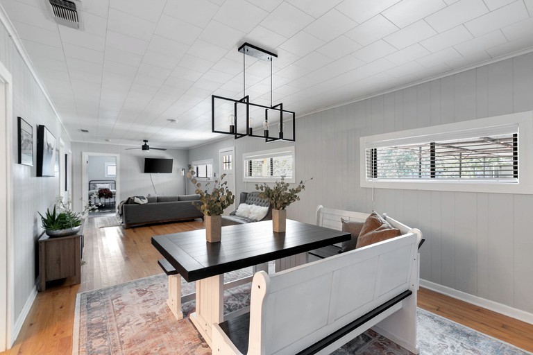 RU Altes Eckert Stolz, Vacation Rentals, Stonewall, United States of