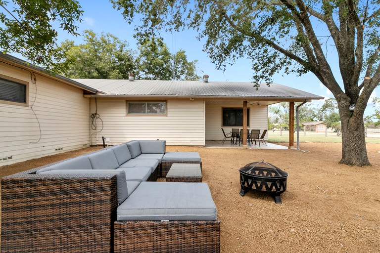 RU Altes Eckert Stolz, Vacation Rentals, Stonewall, United States of