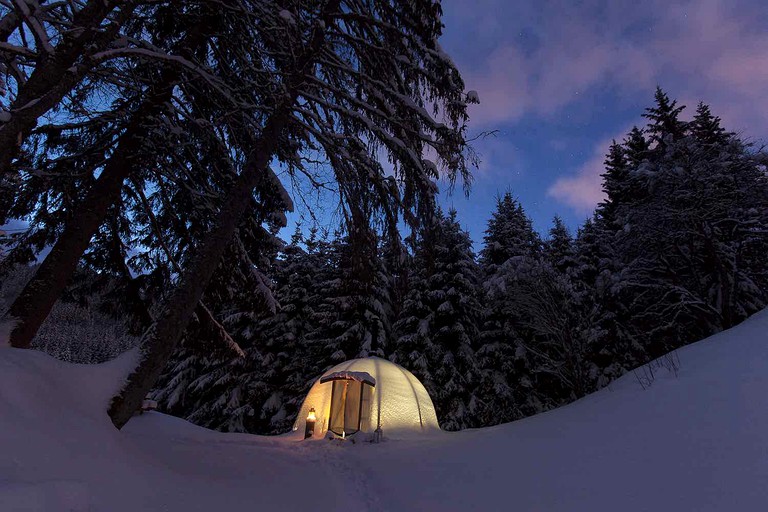 Tented Cabins (Mont-Saxonnex, Auvergne-Rhône-Alpes, France)