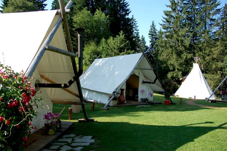 Tents (Mont-Saxonnex, Auvergne-Rhône-Alpes, France)