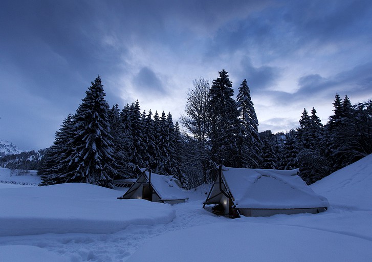 Tents (Mont-Saxonnex, Auvergne-Rhône-Alpes, France)