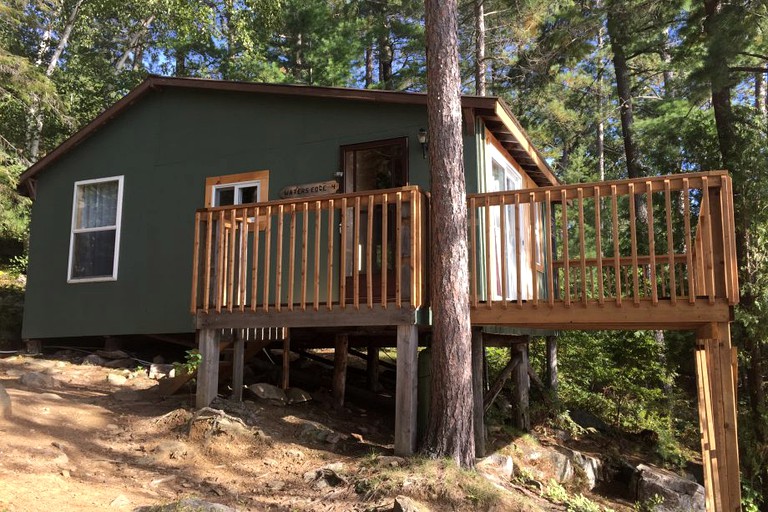 Cabins (Kipawa, Quebec, Canada)