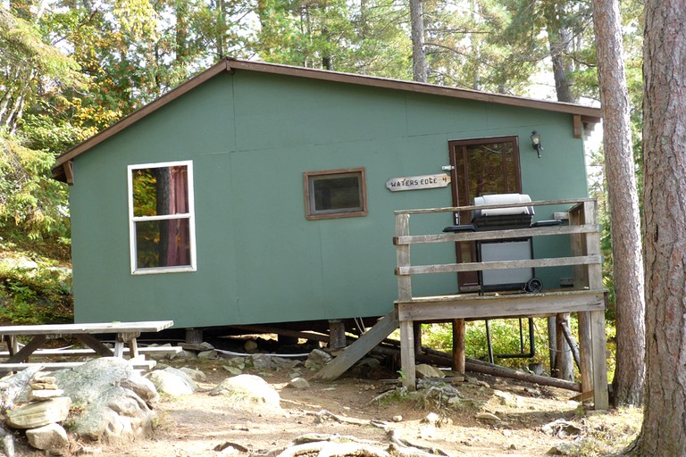 Cabins (Kipawa, Quebec, Canada)