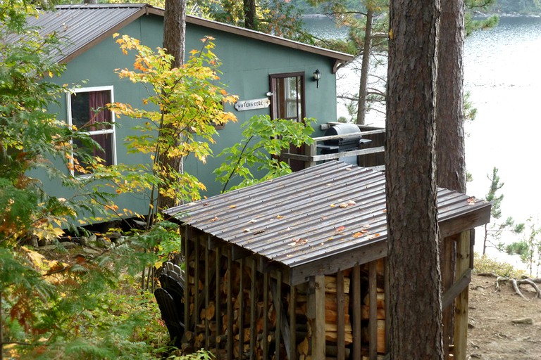 Cabins (Kipawa, Quebec, Canada)