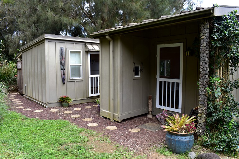 Cabins (Hawi, Hawaii, United States)