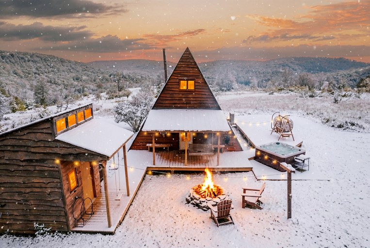 A-Frames (United States of America, Roscoe, New York)