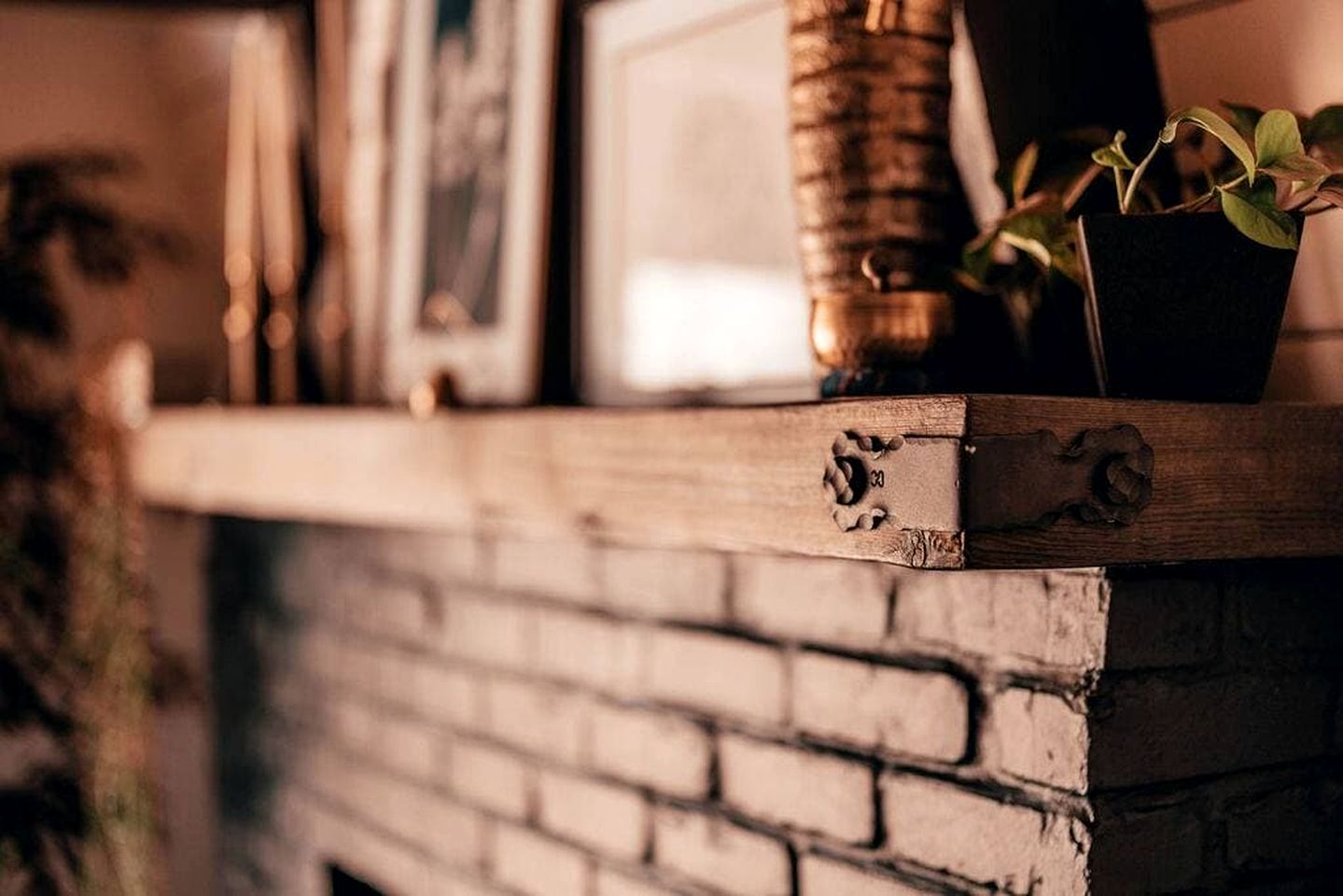 Amazing A-frame with Beautiful Outdoor Living Space and Jacuzzi in San Bernardino, California