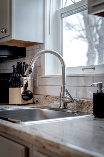 Cottages (Canada, Leamington, Ontario)