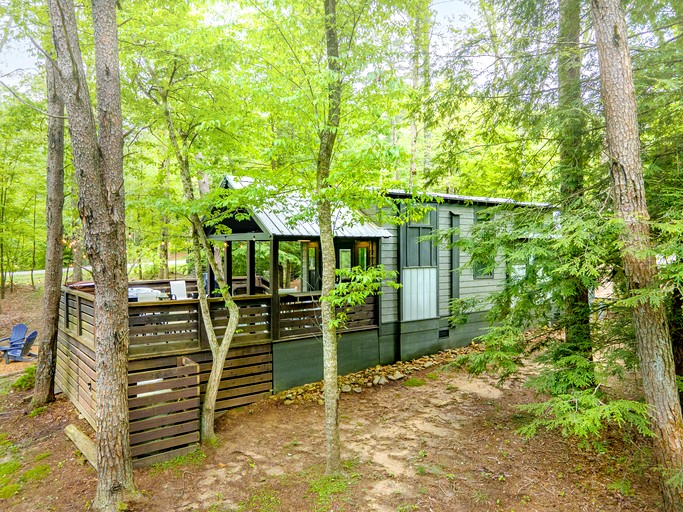 Cabins (United States of America, Monteagle, Tennessee)