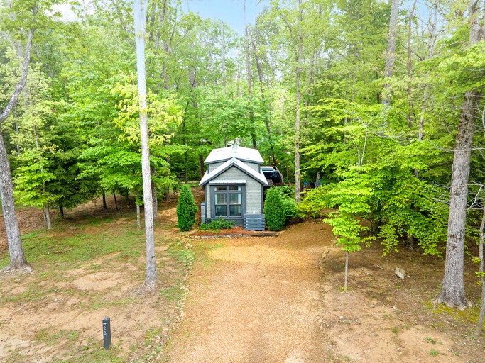 Cabins (United States of America, Monteagle, Tennessee)
