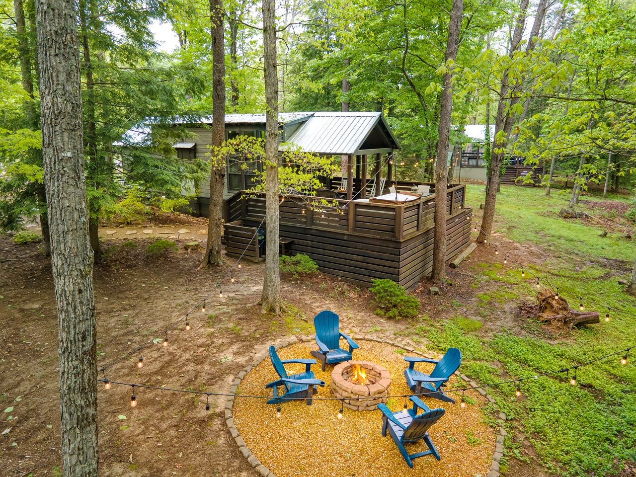 Amazing Cabin Fire Pit Provided in Monteagle, Tennessee
