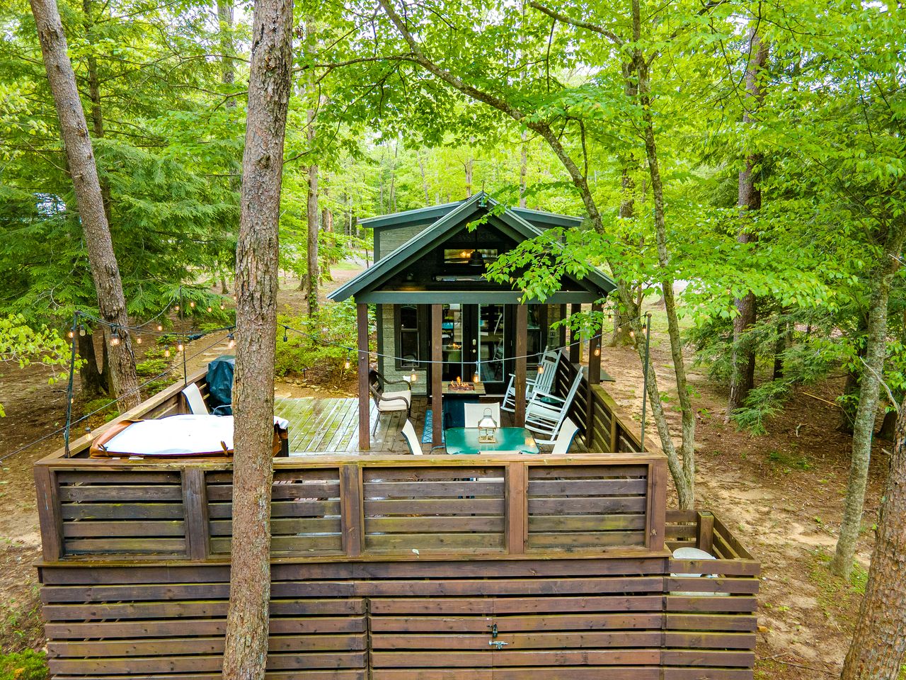 Amazing Cabin Fire Pit Provided in Monteagle, Tennessee