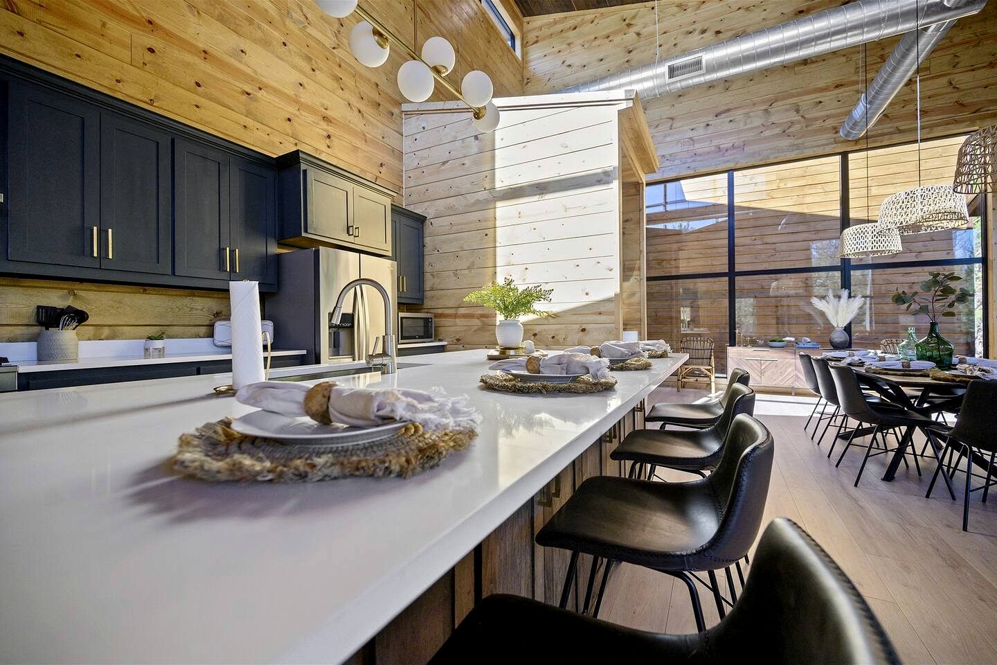 Amazing Cabin Surrounded by Trees in Broken Bow, Oklahoma