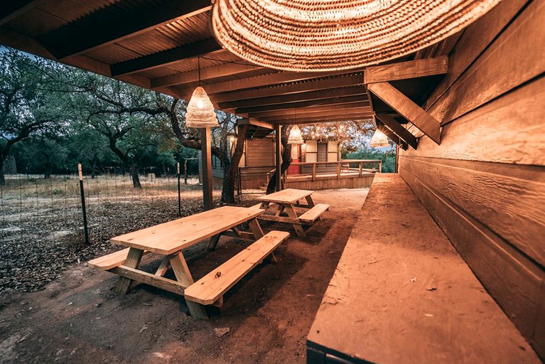 Cabins (Dripping Springs, Texas, United States)