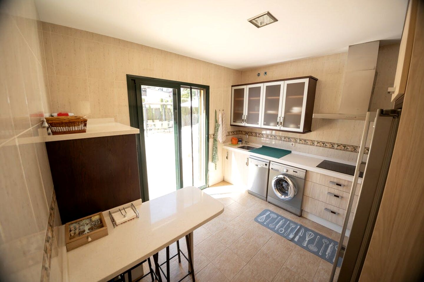 Amazing Family Villa with Outdoor Pool and Ping Pong Table in South Spain