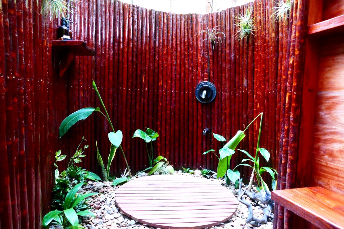 Amazing Forest Villa with Outdoor Shower Perfect for Nature Lovers in Belize