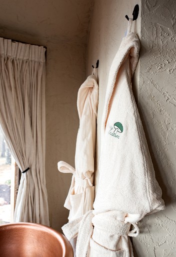 Hobbit Houses (United States of America, Rising Fawn, Georgia)