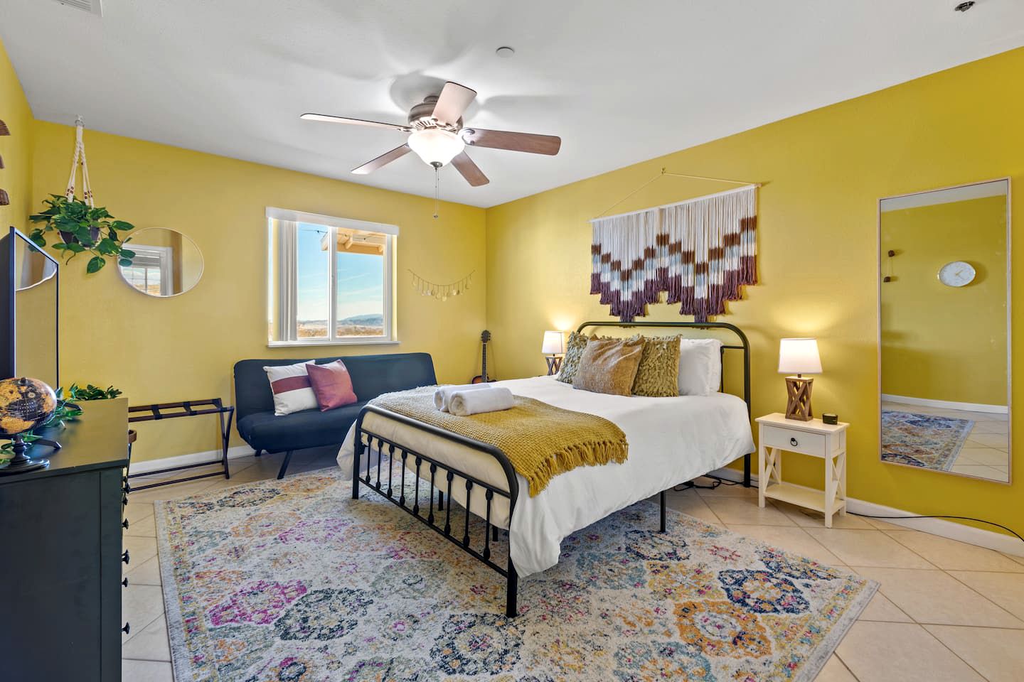Amazing Joshua Tree Rental, Perfect for Family or Group Glamping and Yoga Retreats