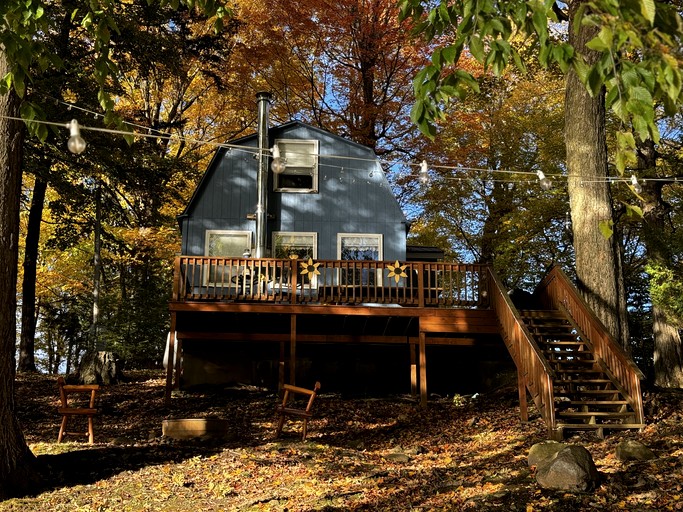 Cabins (United States of America, Fort Drum, New York)