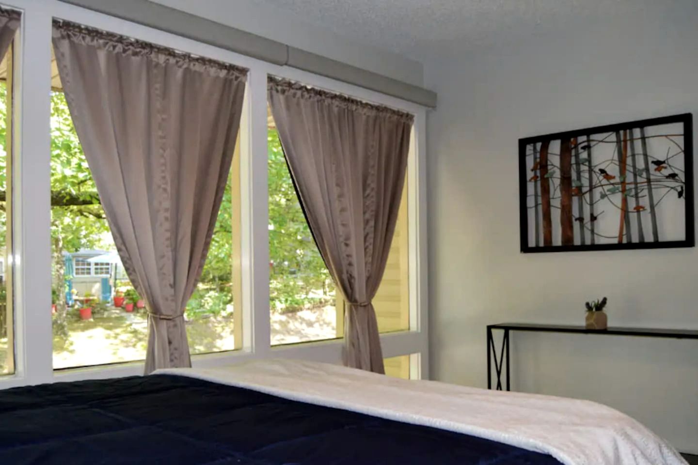 Glorious Cabin with Fantastic Lake Sights in Hot Springs, Arkansas