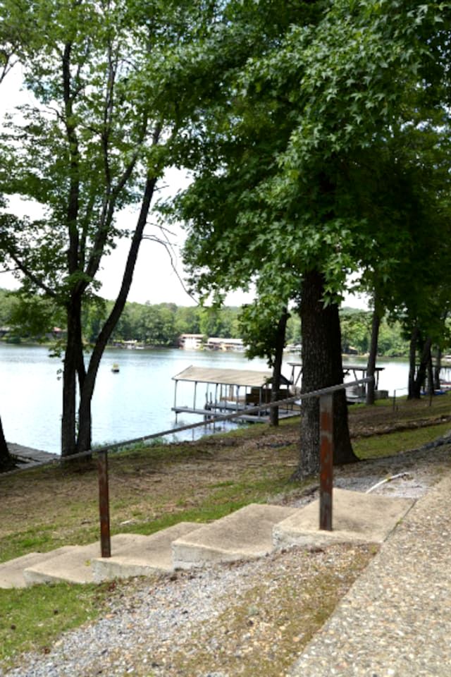 Glorious Cabin with Fantastic Lake Sights in Hot Springs, Arkansas