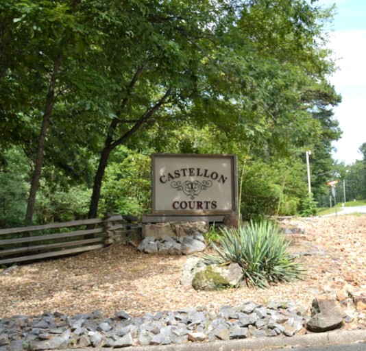 Cabins (United States of America, Hot Springs, Arkansas)