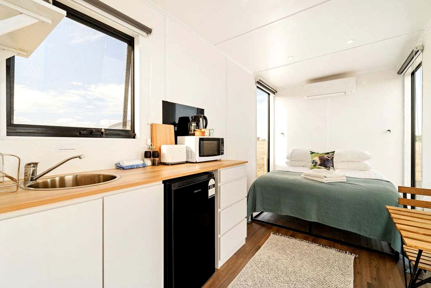 Amazing Pet-Friendly Tiny House on a Farm near Port Fairy, Victoria - Perfect for a Glamping Vacation for Two