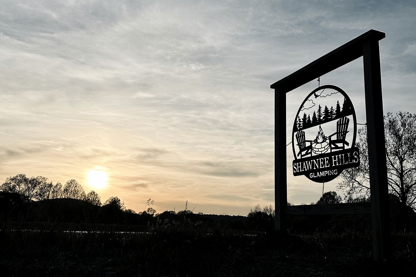 Amazing Pure Glamping Secluded Dome with Hot-tub in Grantsburg, Illinois