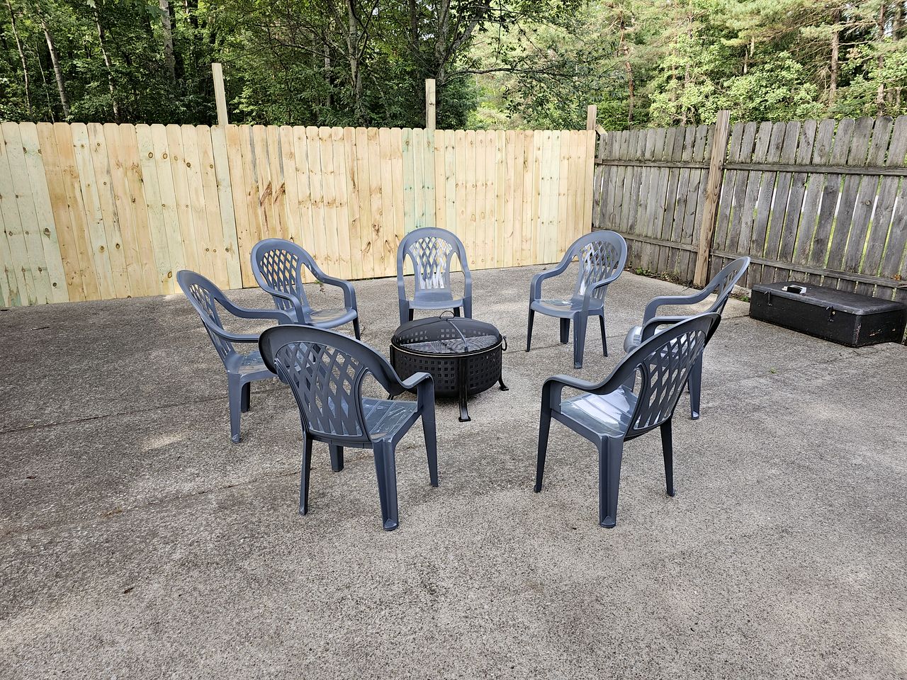 Amazing Cottage with Fire Pit and Fishing in Wellston, Michigan