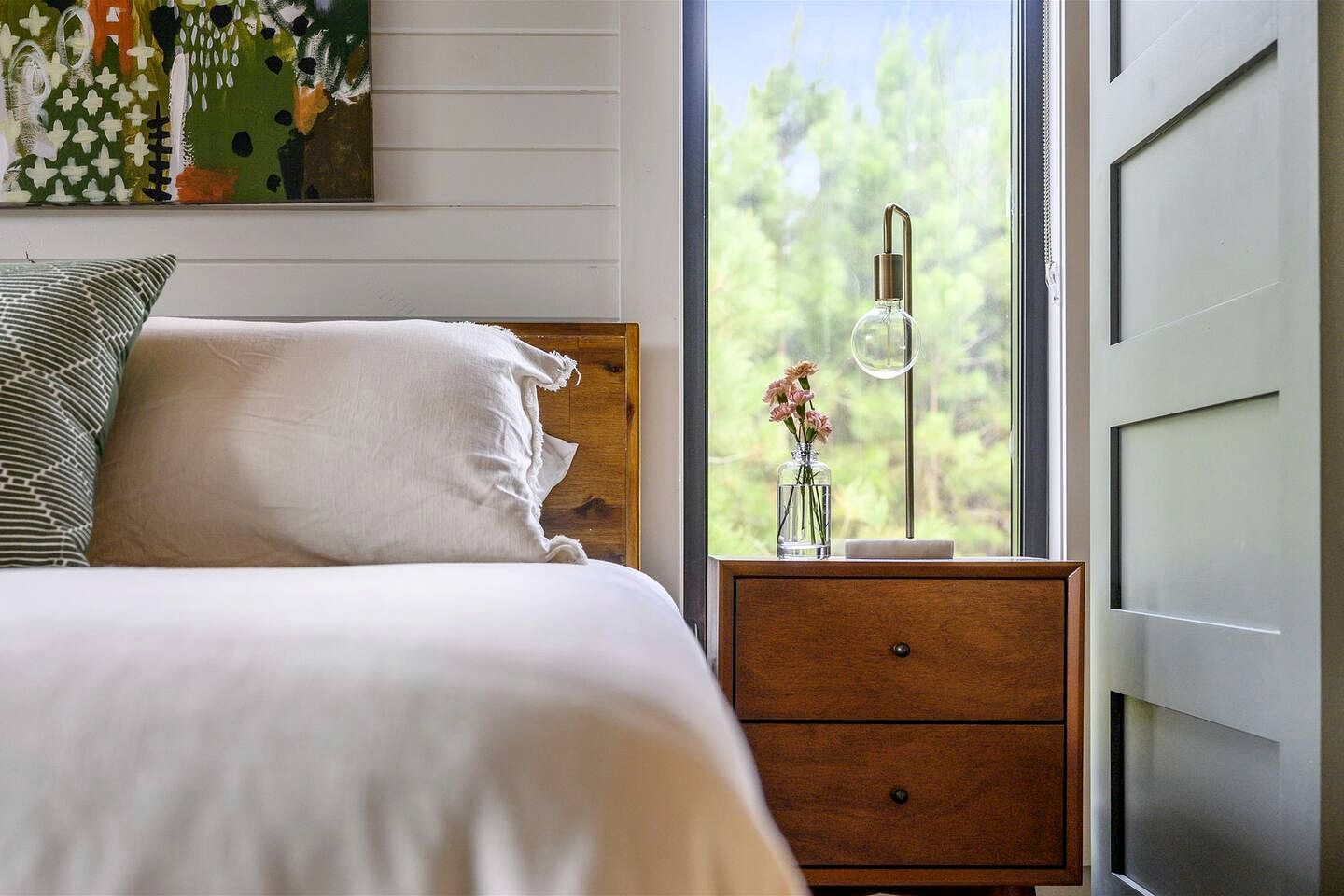 Amazing Secluded Cabin Perfect for Couples in Broken Bow, Oklahooma