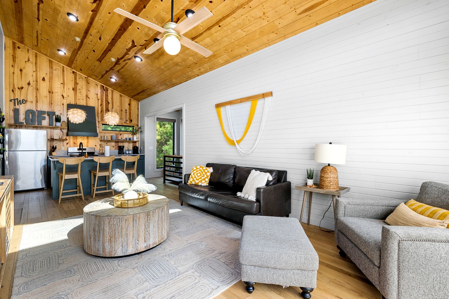Amazing Secluded Cabin Perfect for Couples in Broken Bow, Oklahooma