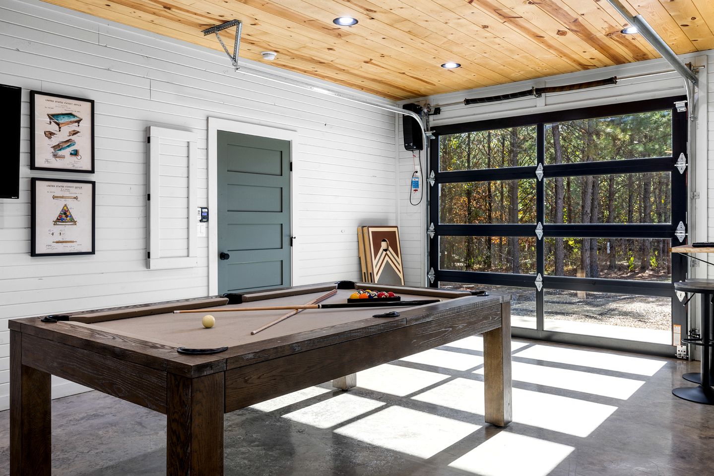 Amazing Secluded Cabin Perfect for Couples in Broken Bow, Oklahooma