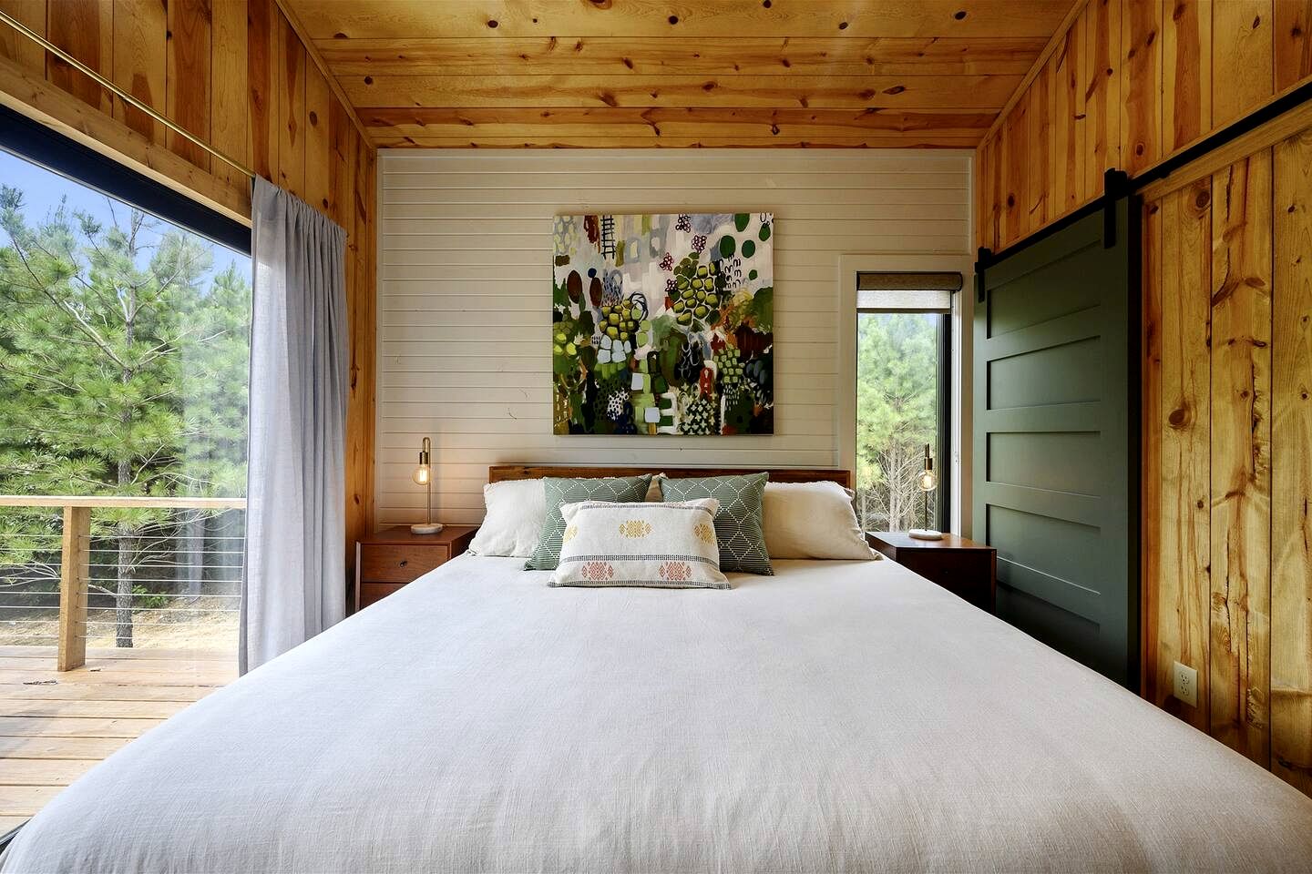 Amazing Secluded Cabin Perfect for Couples in Broken Bow, Oklahooma