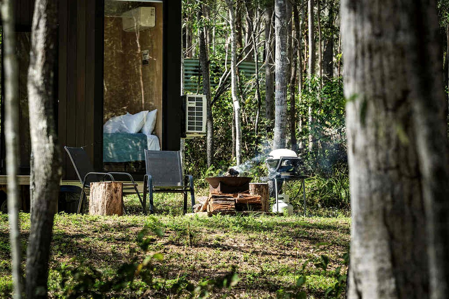Amazing Tiny House Farm Stay Surrounded by Wildlife for a Peaceful Escape in Nature in Logan Village, Queensland