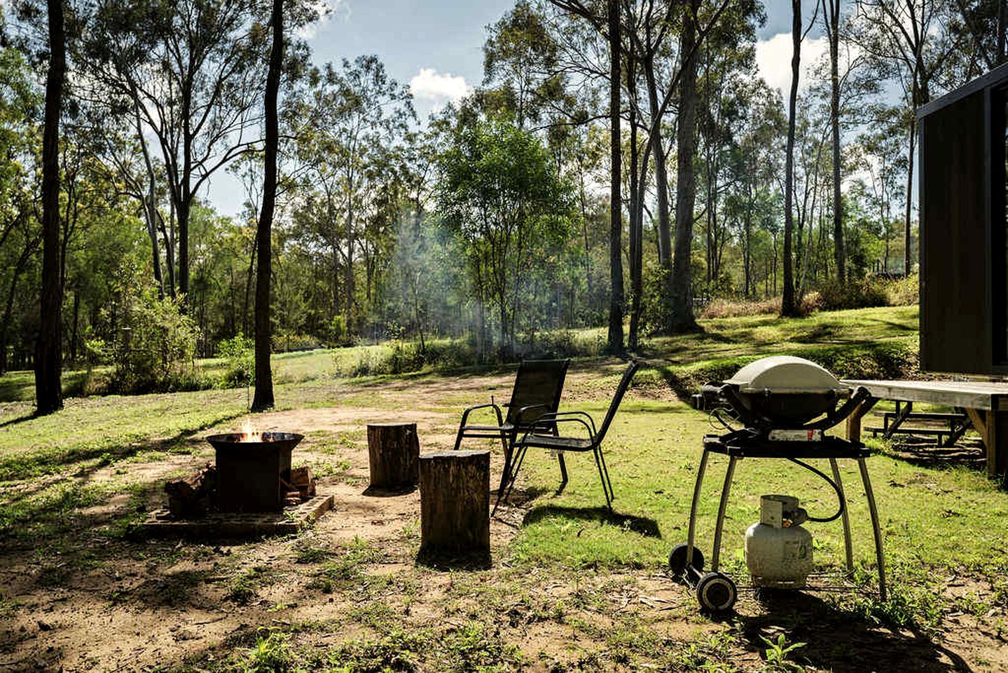Amazing Tiny House Farm Stay Surrounded by Wildlife for a Peaceful Escape in Nature in Logan Village, Queensland