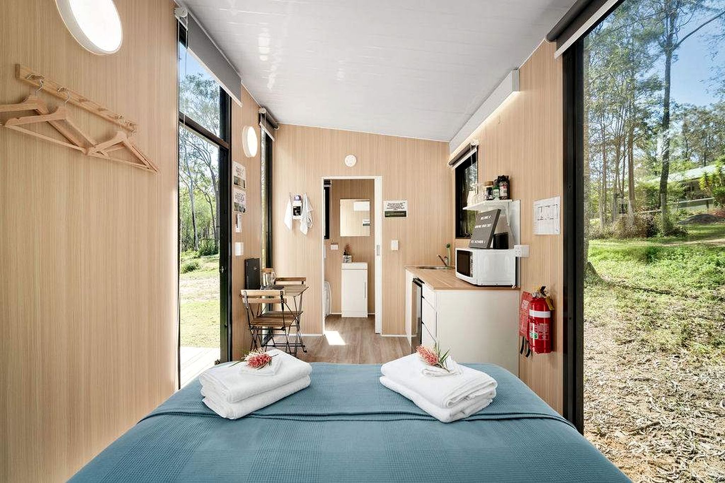 Amazing Tiny House Farm Stay Surrounded by Wildlife for a Peaceful Escape in Nature in Logan Village, Queensland