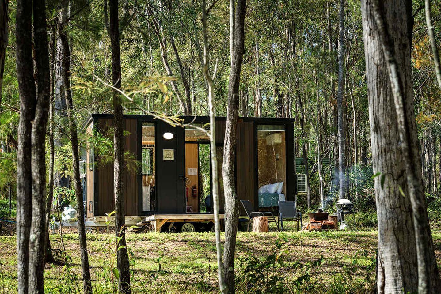 Amazing Tiny House Farm Stay Surrounded by Wildlife for a Peaceful Escape in Nature in Logan Village, Queensland