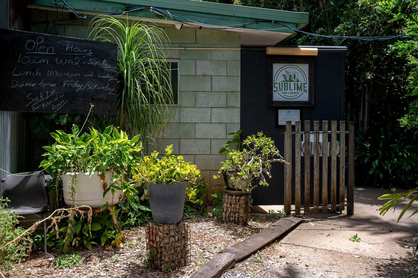 Amazing Tiny House with Fire Pit in Greens Creek, Queensland